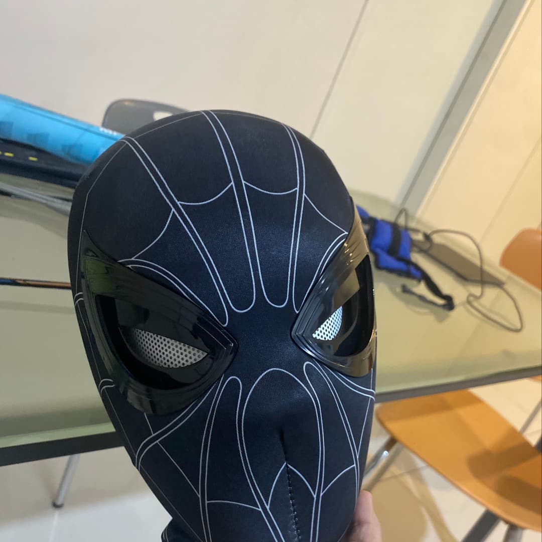 Spiderman mask for halloween
