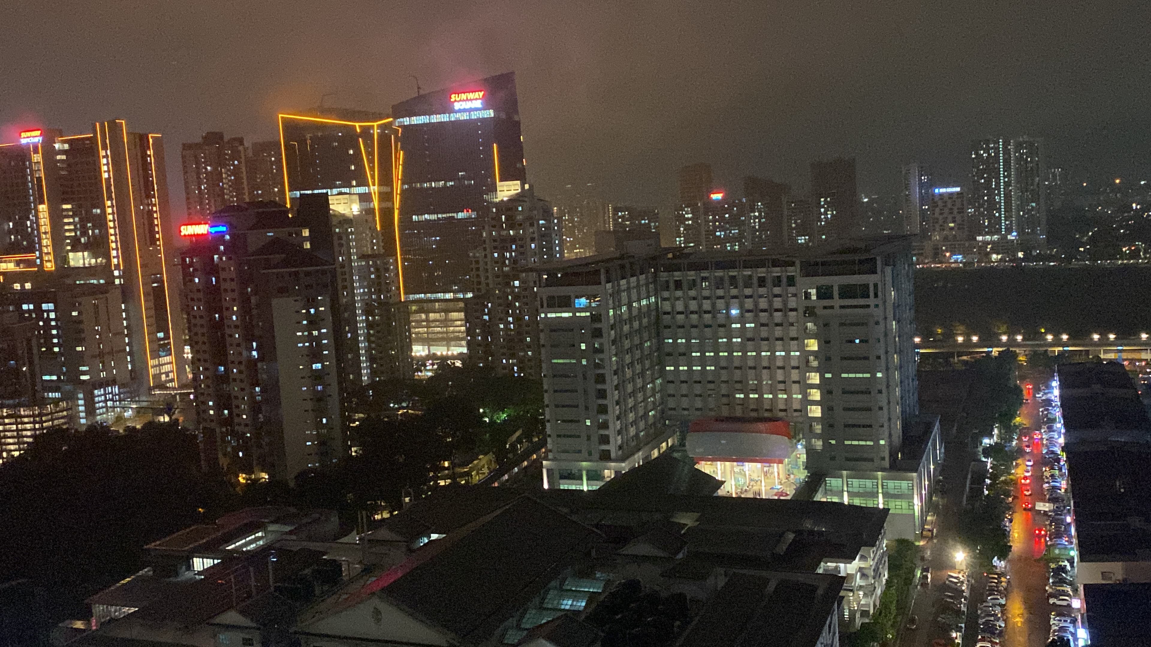 Nadayu master bedroom with amazing view and including attached bathroom . - Image 4